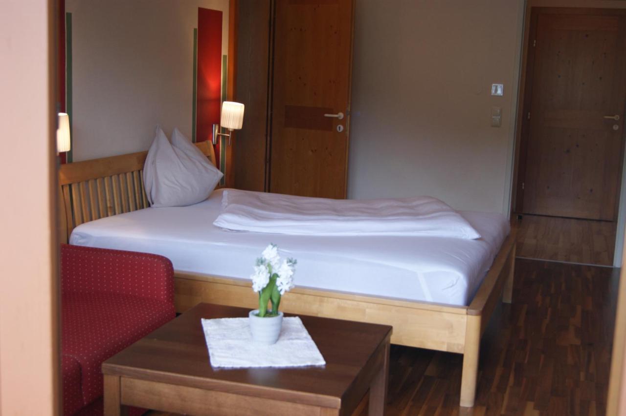 Dachstein West Hotel Gmbh-Kirchenwirt Russbach รุสบาค อัม พาสเกอชุตต์ ภายนอก รูปภาพ