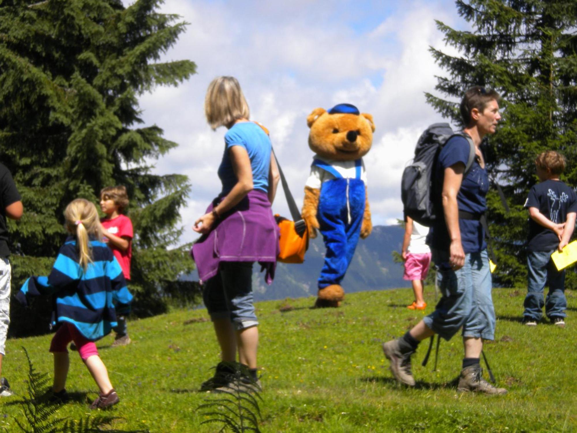 Dachstein West Hotel Gmbh-Kirchenwirt Russbach รุสบาค อัม พาสเกอชุตต์ ภายนอก รูปภาพ