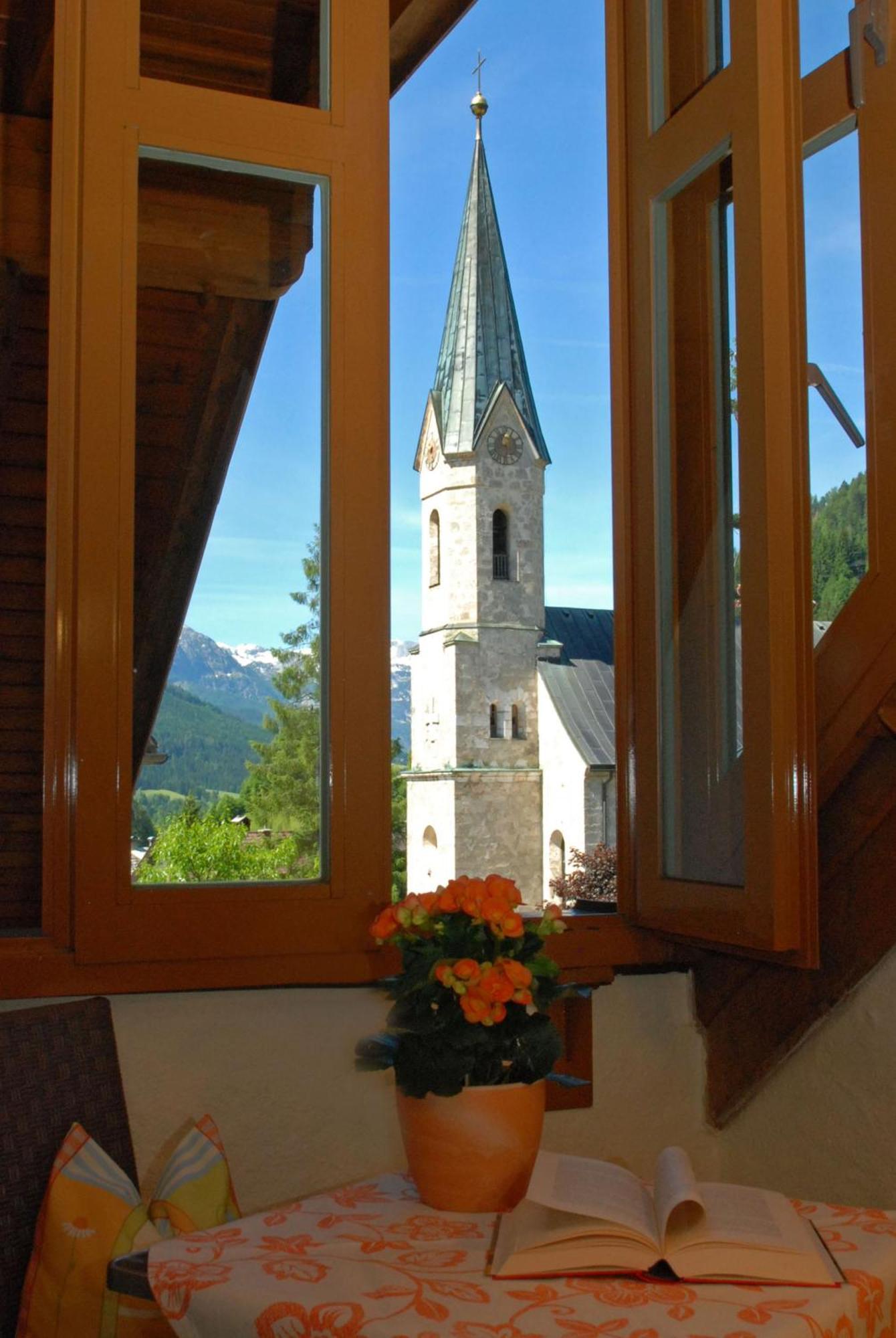 Dachstein West Hotel Gmbh-Kirchenwirt Russbach รุสบาค อัม พาสเกอชุตต์ ภายนอก รูปภาพ